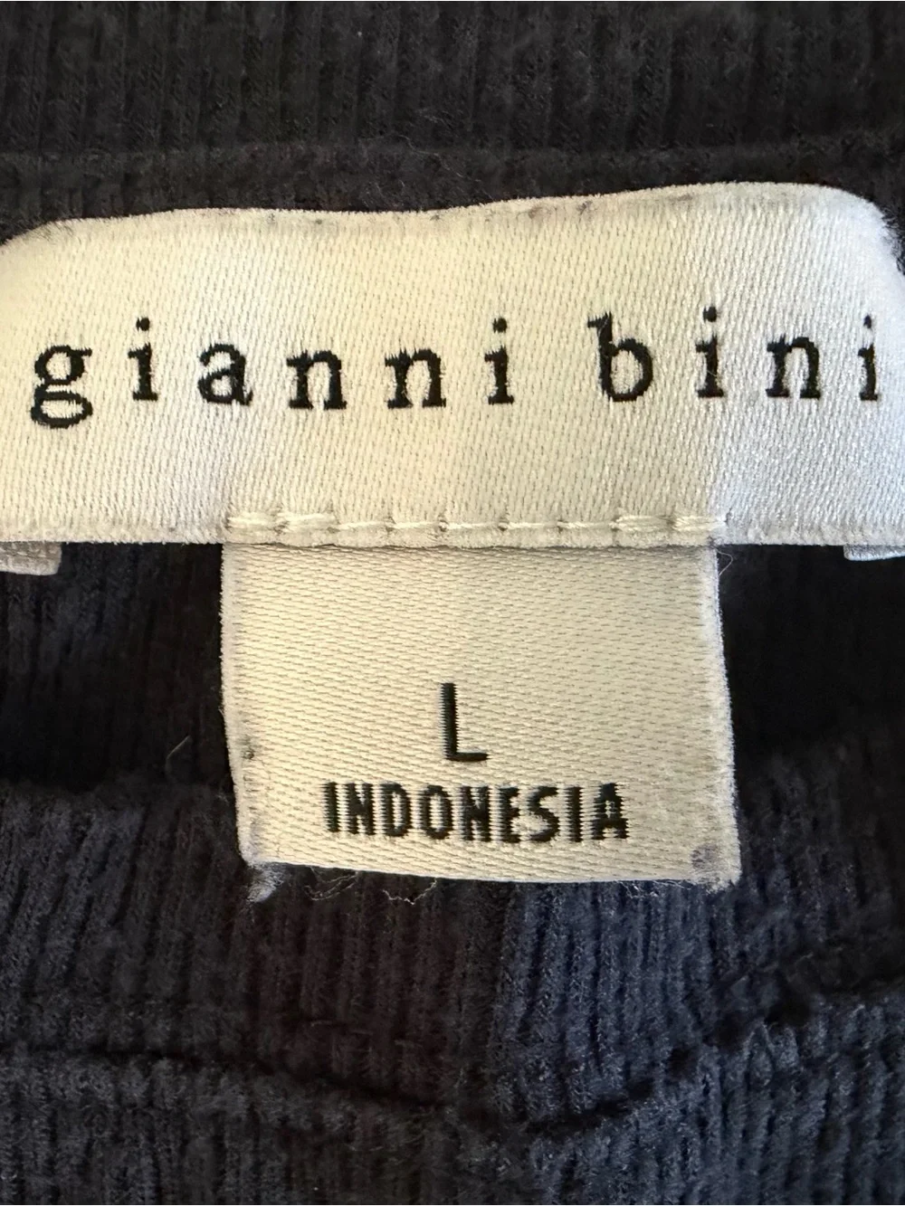 Gianni Bini Black Short Sleeve Crewneck Tee